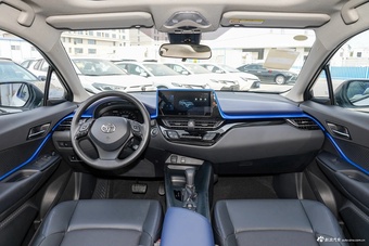 2021款丰田C-HR 2.0L自动舒适版图片