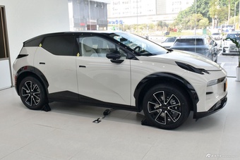 2025款ZEEKR X 五座长续航版