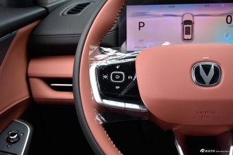 2026款长安CS75 PLUS 智慧冠军版 1.5T 新蓝鲸 智航型