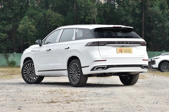 2026款瑞虎9 2.0T 自动两驱耀享版