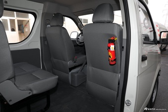 2021款凯锐浩克2.0L手动畅运标准6座平顶1TZS