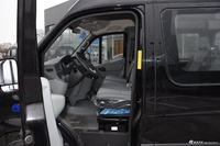 2023款图雅诺 2.0T自动吉象多功能 长轴中顶 后单胎7