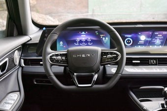 2025款瑞虎7 PLUS 1.6TGDI DCT尊贵型