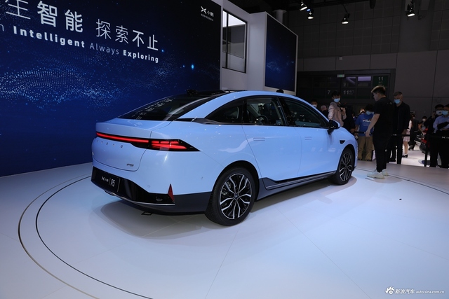 小鹏汽车P5