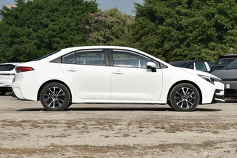 2026款雷凌L 智能电混双擎 1.8L 领先版