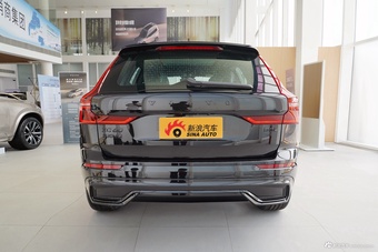 2026款沃尔沃XC60 B5 四驱智远极夜黑版
