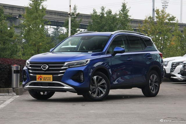 2020款传祺GS4 270T 1.5T 自动至尊版