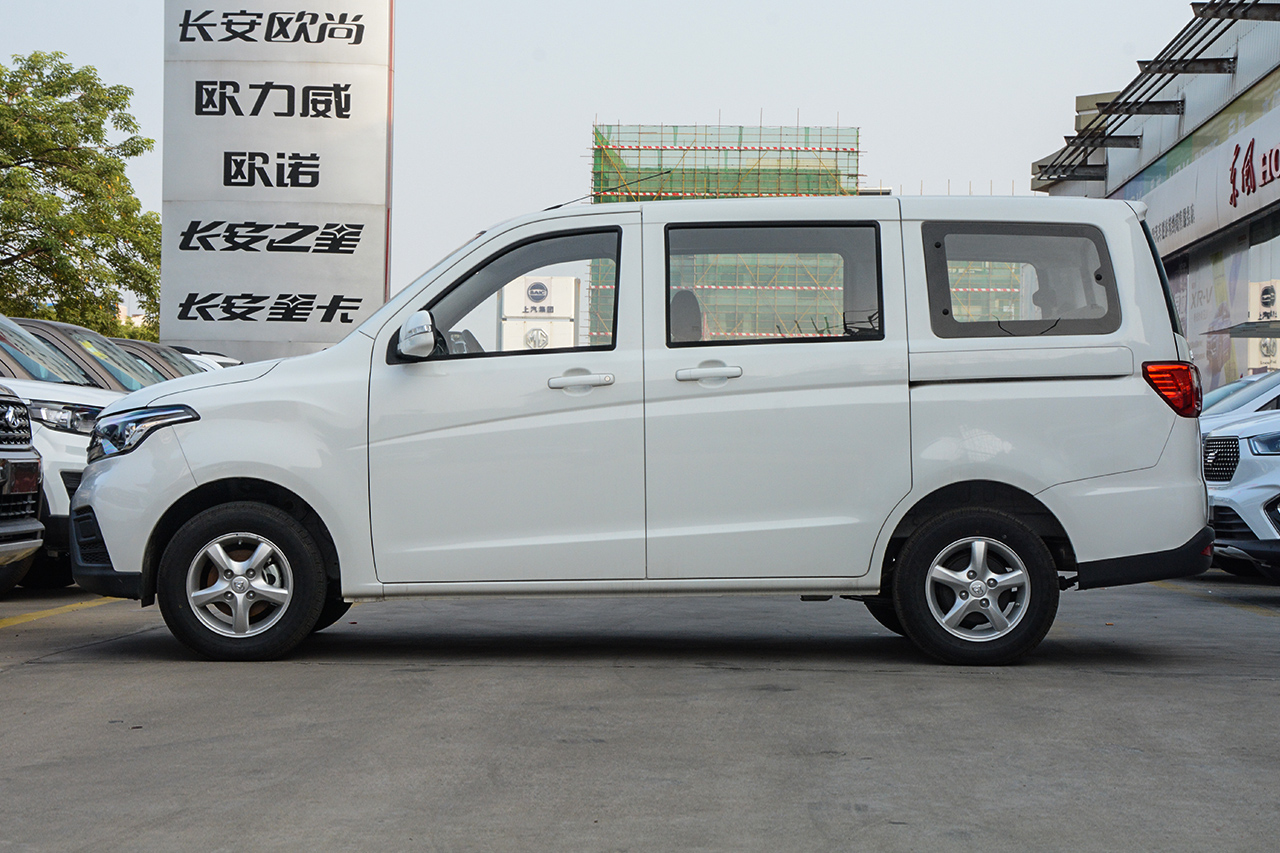 2019款欧诺S 1.5L手动经济型(非空调)