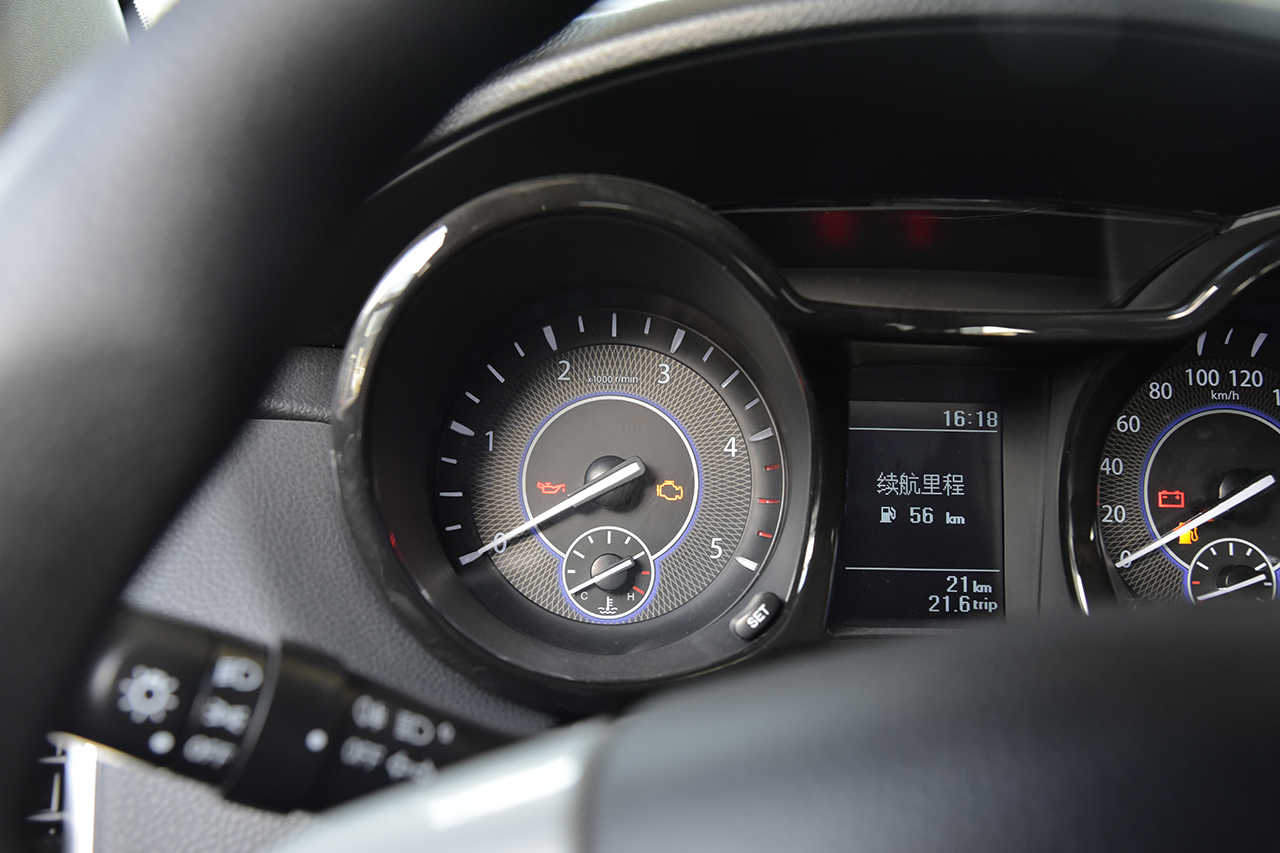 2019款域虎5 2.0T手动柴油两驱进取 国VI长轴