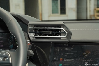 2025款奥迪A3L Limousine 35TFSI 飞驰悦享型