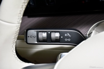 2025款腾势N9 1300旗舰型