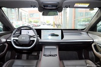 2024款小鹏P7i 550 Max