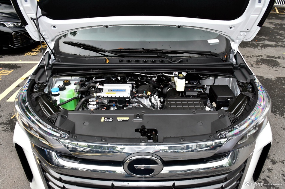 2025款传祺M6 MAX 270T 豪华版版