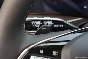 2025款凯迪拉克XT5 2.0T 豪华型