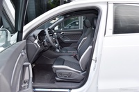 2025款奥迪Q3 45周年典藏版 40TFSI 时尚动感型