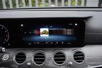 2021款奔驰E级改款 E 300 L 运动豪华型 