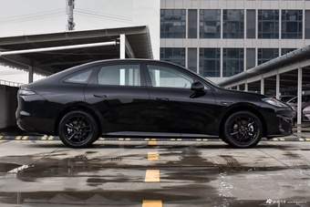 2025款AION RT 650智豪版