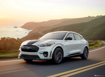 2026款福特电马 Mach-E GT California Special Package
