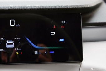 2025款博越L 第四代 1.5TD DCT 启程