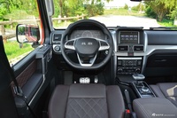  2020款北京BJ80 3.0T顶配版