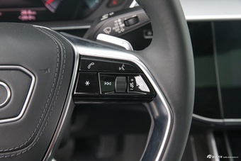 2026款奥迪A8L 55 TFSI quattro旗舰型