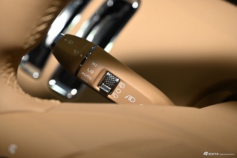 2025款深蓝S09 后驱Ultra+超长续航版