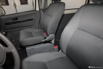 2021款凯锐浩克2.0L手动畅运标准6座平顶1TZS