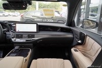 2024款雷克萨斯LS 500h 豪华版