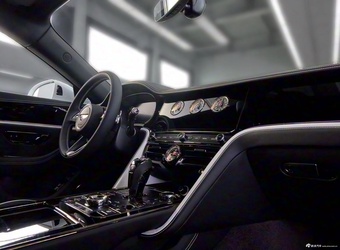 2026款飞驰混动 施坦威定制版 官图