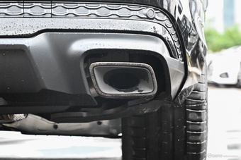 2025款奥迪Q7 55 TFSI quattro S line黑武士型