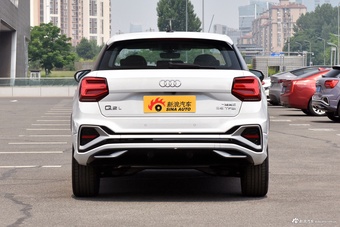 2025款奥迪Q2L 35 TFSI 时尚动感型