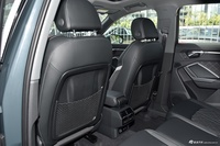 2025款奥迪Q3 45周年典藏版 35TFSI 时尚动感型