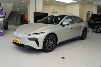 2026款风神E80 515km 领先版