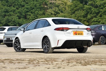 2026款雷凌L 智能电混双擎 1.8L 领先版