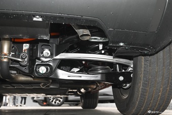 2026款福特智趣烈马 墨钻增程版