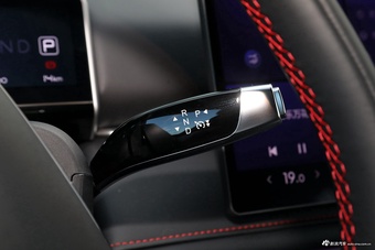 2025款哪吒X 500 Pro