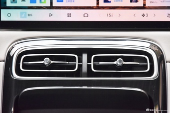 2025款博越L 第四代 1.5TD DCT 启程