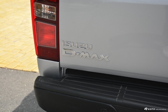 2020款五十铃D-MAX 1.9T自动四驱舒享型