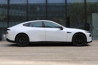 2020款小鹏汽车P7 四驱高性能智尊版