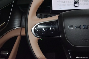 2024款瑞虎8 L 2.0T 两驱豪华版 7座