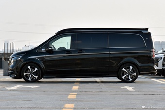 2025款莱茵旅行者 2.0T 北极星