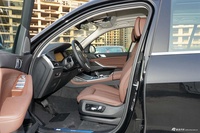 2022款宝马X7 xDrive40i 领先型豪华套装