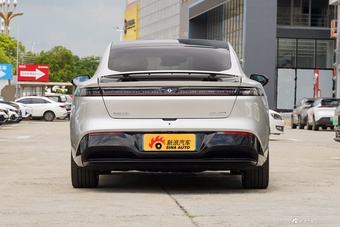 2025款eπ007 纯电 565四驱Max领航版