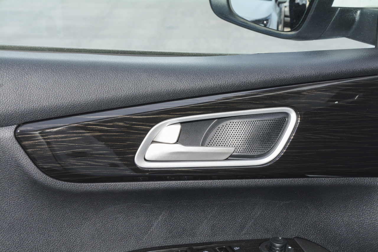 2019款斯威X7 1.8L手动舒适版7座