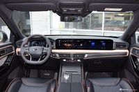2024款探险者 2.3T EcoBoost 昆仑巅峰版 7座