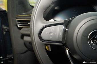 2025款Emira 2.0T DCT Turbo SE