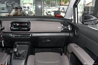 2025款五菱星光730 1.5T 6MT 舒适型