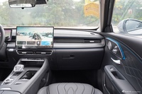 2025款艾瑞泽8 Pro 2.0T 豪华型