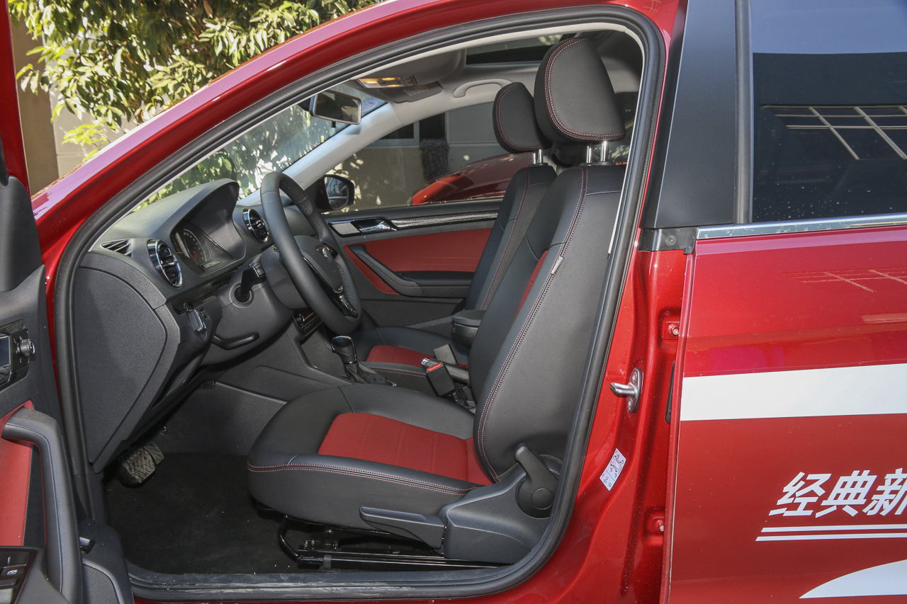 2019款捷达VA3 1.5L自动荣耀版