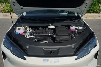 2027款海豹06DM-i 320KM尊享型